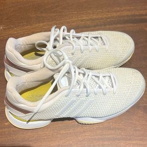 Women’s Tennis Shoes 8